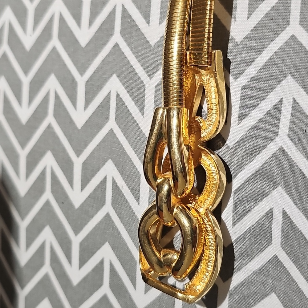 Vintage Gold Stretch Belt with Chunky Chain Detail | 31” - Picture 5 of 5